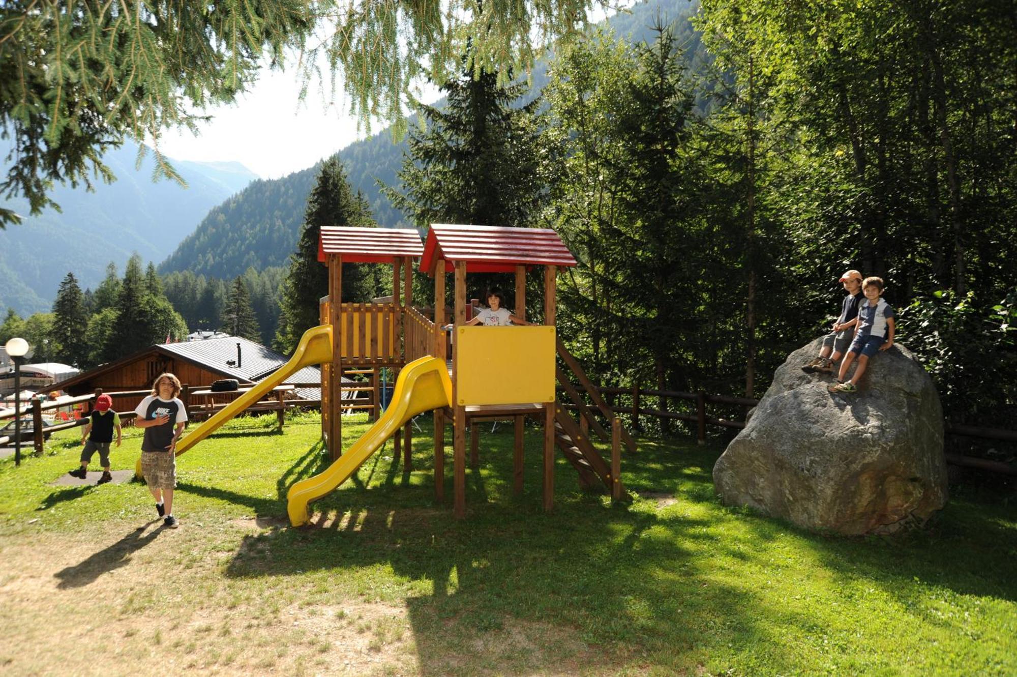 Hotel Alpino Wellness&spa 4*